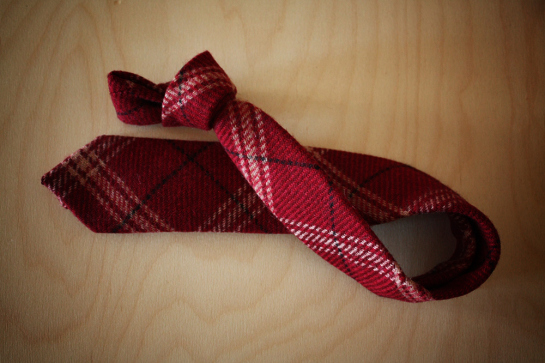 Red-wool-plaid-tie