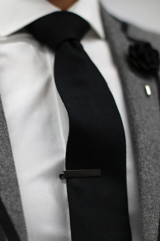 tie-close-up