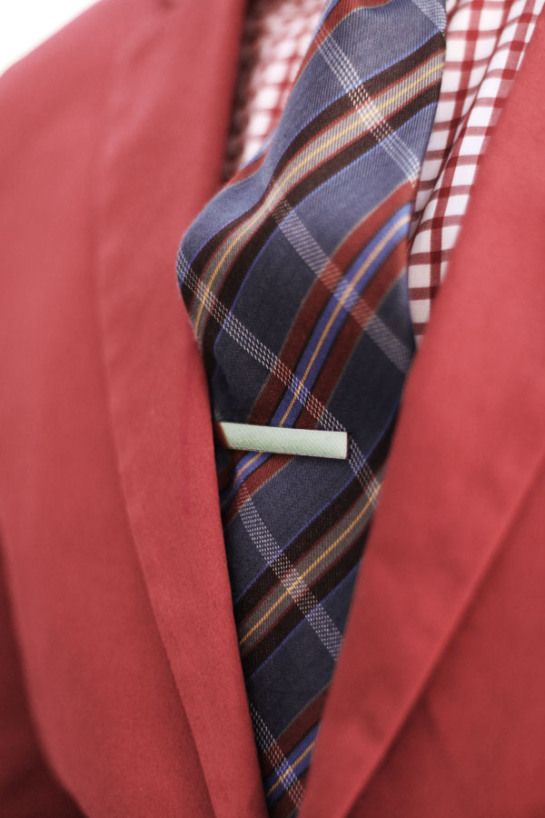tie-close-up