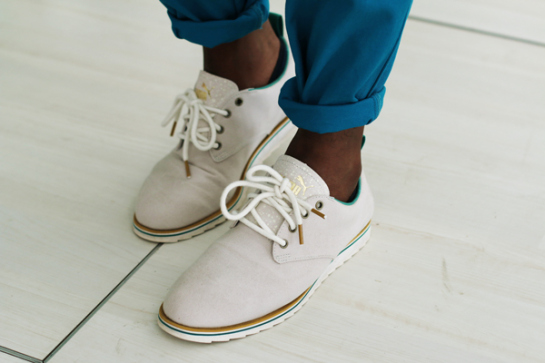 blue-man-shoes