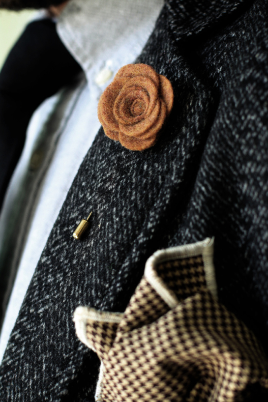 lapel-flower