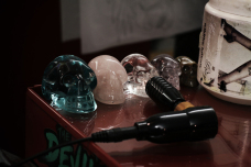 skulls-and-gun