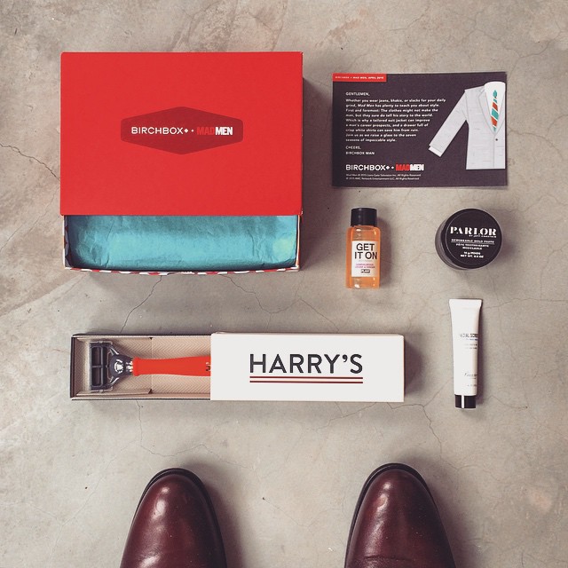 My first ever @BirchboxMan has landed and it's a super cool #MadMen special edition for the finale of the 7th season! 
Will be giving one away on Sunday via @whatmyboyfriendwore with full sized products to a lucky follower! Stay tuned people!