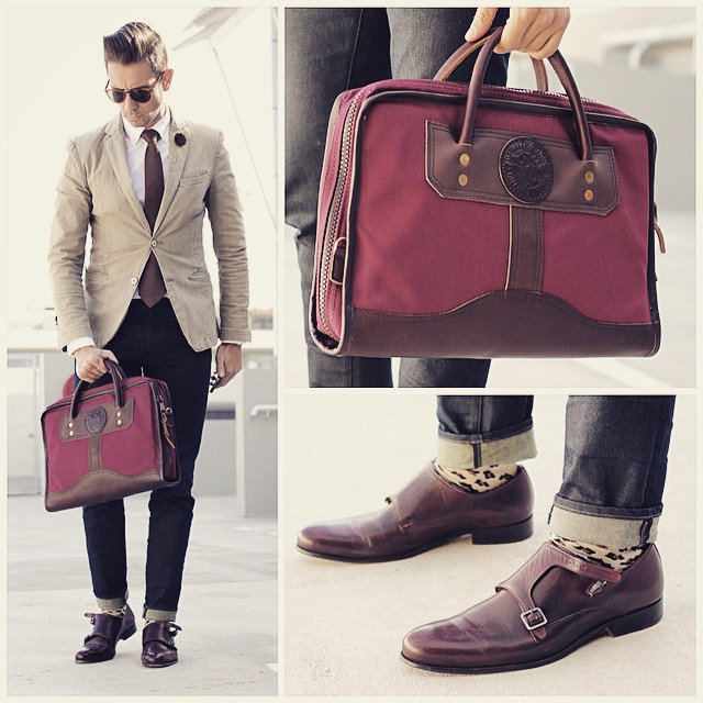 Semi casual semi rugged
Sunglasses from @persol
Blazer from #Zara
Shirt from @gap_southafrica 
Tie from @fridaytieday 
Jeans by @gstarraw 
Messenger bag by @duluthpack 
Socks from #Zara
Shoes by @paulevansny --------------------------------------------
For sartorial secrets and all things dapper visit www.whatmyboyfriendwore.com
For a look into my everyday life follow my personal account @Sergio_Ines
For fashion wisdom, random thoughts and lots of give aways follow me on twitter at @whatmybfwore
#Menswear #MensStyle #MensFashion #WMBWFashion #GapSA #TightOrWide