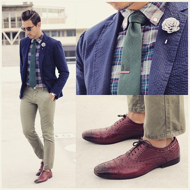 Business casual in red, green and plaid. 
Sunglasses by @rayban 
Blazer by @gap_southafrica 
Shirt by @gap_southafrica 
Tie by @fridaytieday 
Tie clip by @suited_man 
Lapel pin by @riverisland
Pants by @topman_sa 
Shoes by @dune_london --------------------------------------------
For sartorial secrets and all things dapper visit www.whatmyboyfriendwore.com
For a look into my everyday life follow my personal account @Sergio_Ines
For fashion wisdom, random thoughts and lots of give aways follow me on twitter at @whatmybfwore
#Menswear #MensStyle #MensFashion #WMBWFashion #GapSA