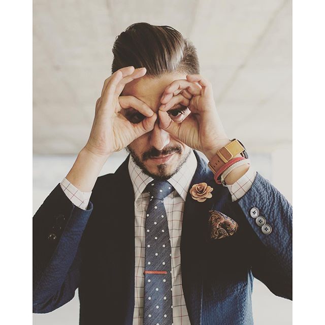 Showing my support for the 1.1 billion people in the world without access to vision care. 
Post your handglasses today and #helptheworldsee by supporting @onesight