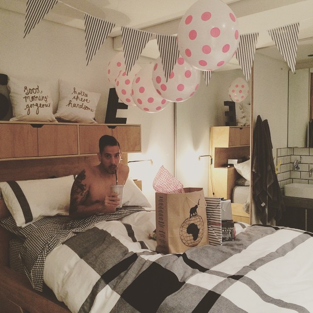 #IwokeUpLikeThis - Early morning birthday celebrations from @elzaanvdm!!!!