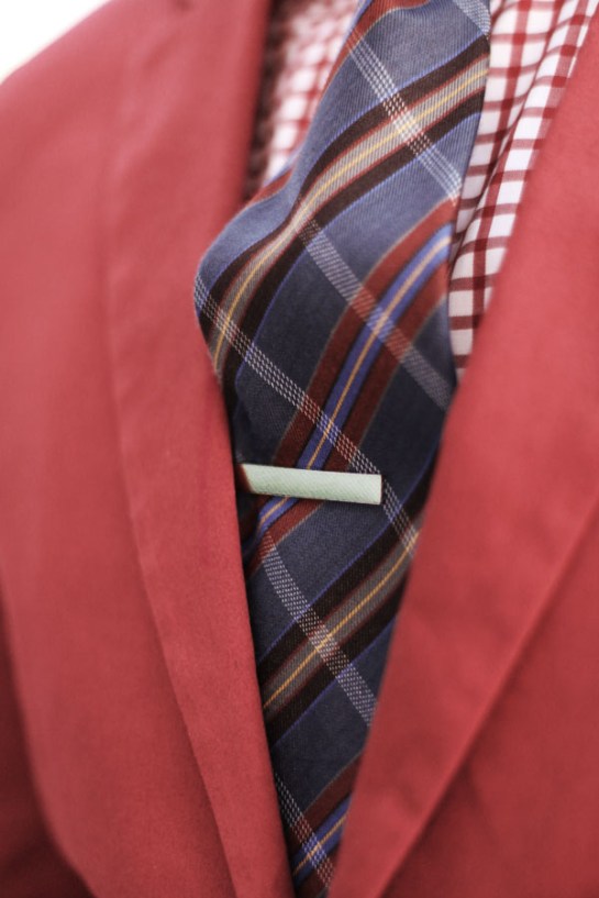tie-close-up