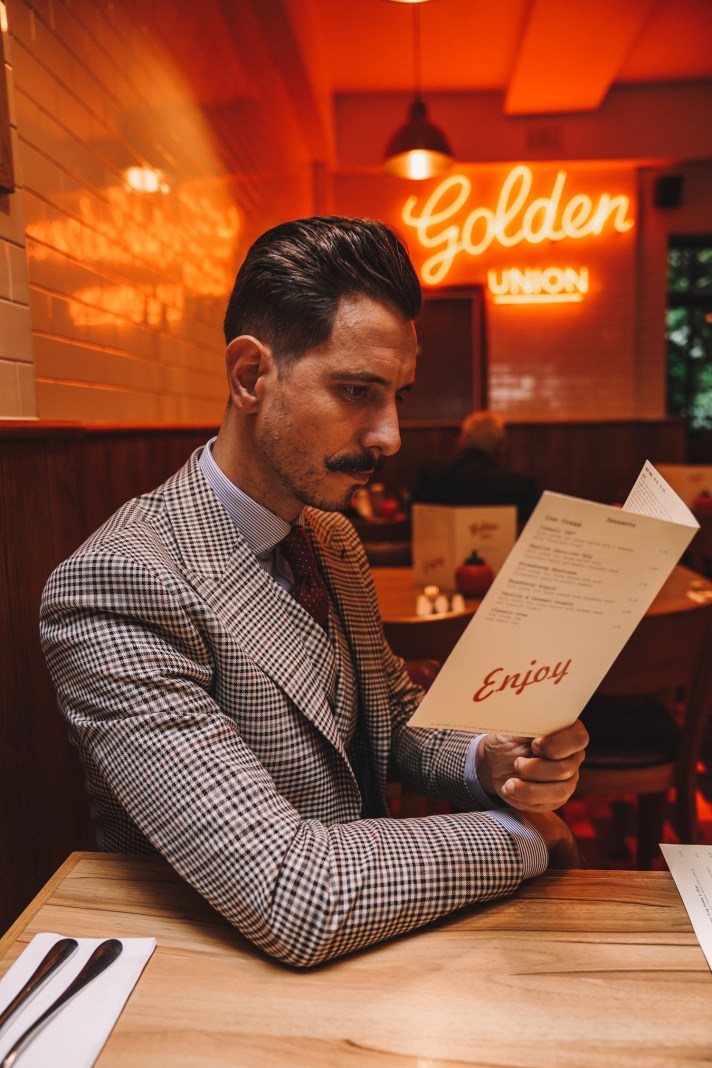 Golden-Union---Reading-the-Menu